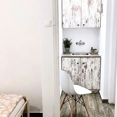 Cosy House In 1 *